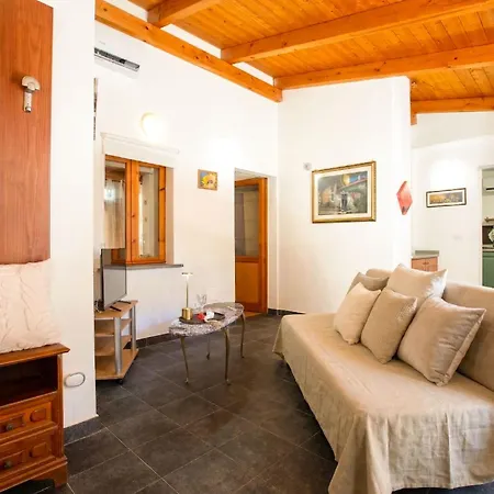 Апартаменты Il Girasole By Interhome